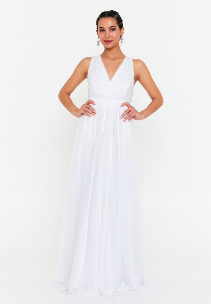 V-Neck Sleeveless Maxi Gown with Waist-Cinching Design and Flowing Hem