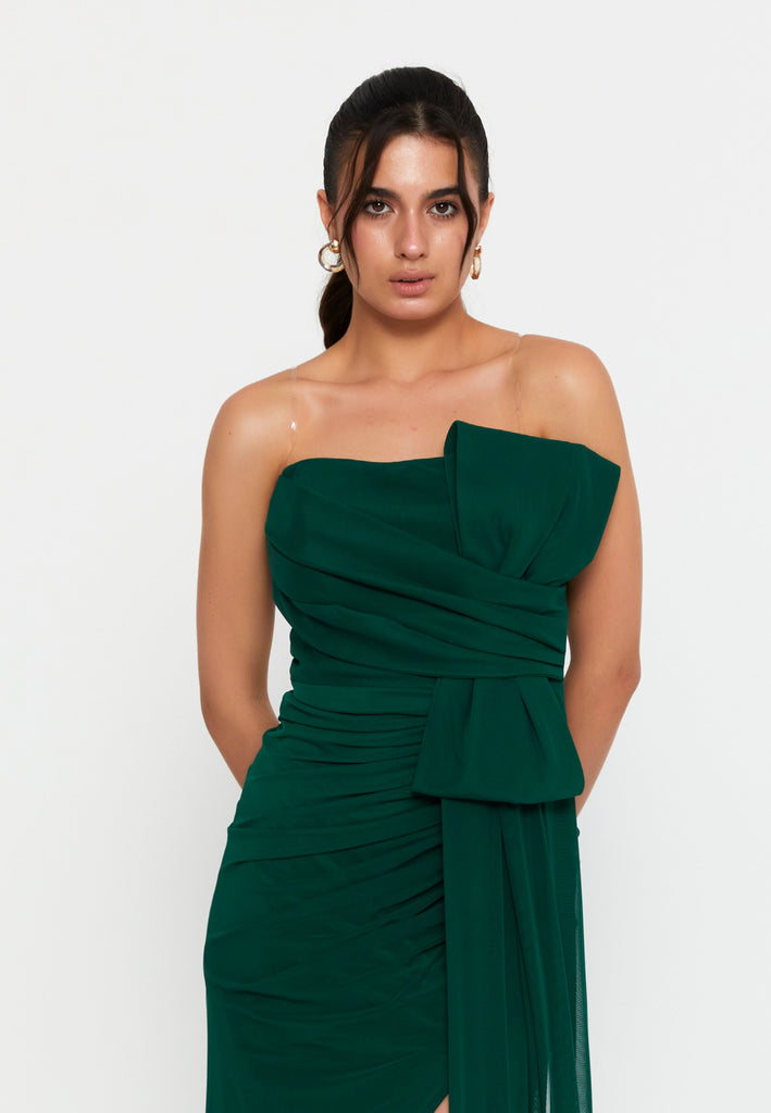 Strapless Slim-Fit Maxi Gown with Waist Detail and High Slit