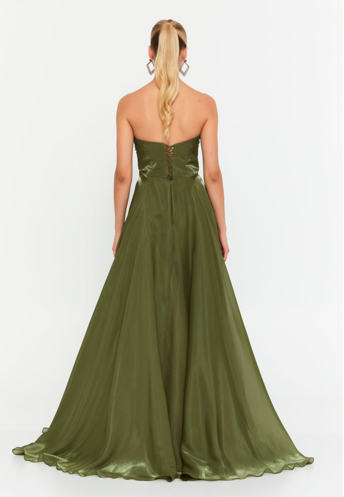 Sweetheart Strapless Floor-Length Gown with High Waistline