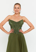 Load image into Gallery viewer, Sweetheart Strapless Floor-Length Gown with High Waistline