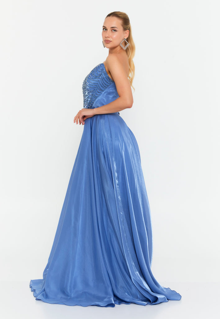 Sweetheart Strapless Floor-Length Gown with High Waistline