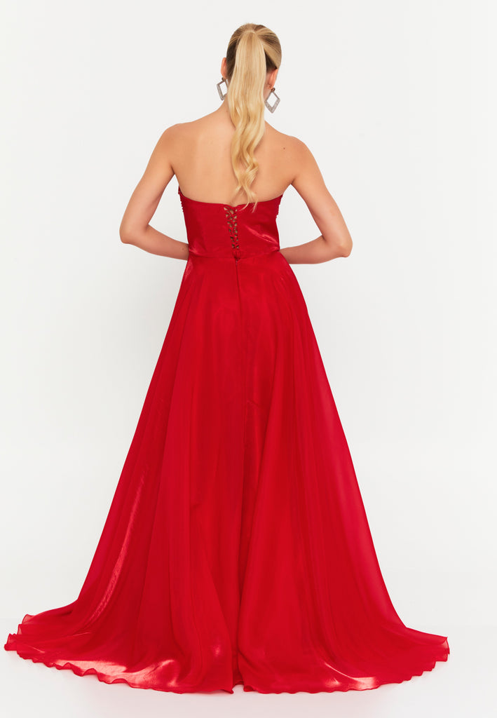 Sweetheart Strapless Floor-Length Gown with High Waistline