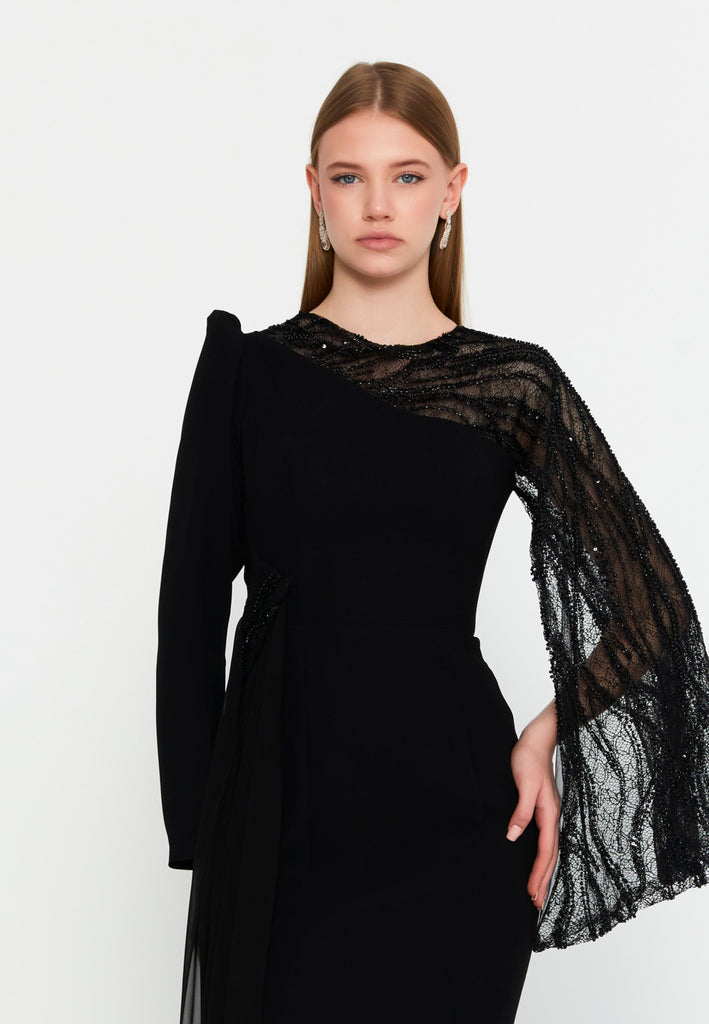 Luxury One-Shoulder Lace Cape Evening Dress Slim Fit Floor-Length Gown for Banquets & Formal Occasions