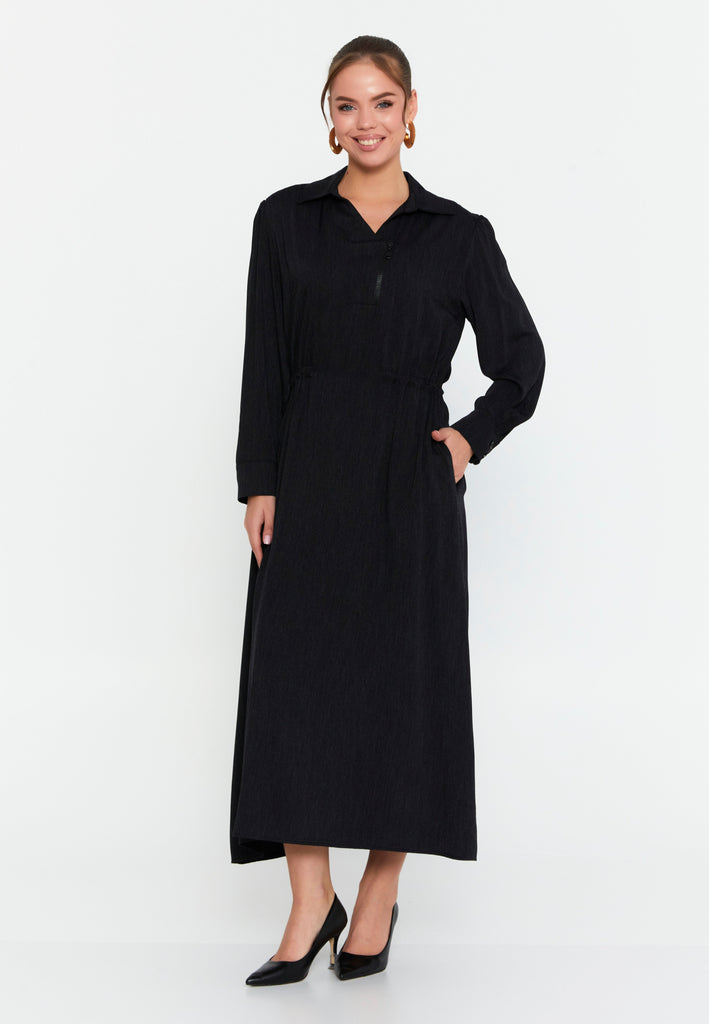 Collared Long-Sleeve Midi Dress with Front Zipper and Waist-Cinching Design