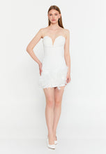 Load image into Gallery viewer, Strapless Feather-Trim Mini Dress with Slim-Fit Waist and Sweetheart Neckline