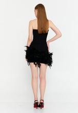 Load image into Gallery viewer, Strapless Feather-Trim Mini Dress with Slim-Fit Waist and Sweetheart Neckline