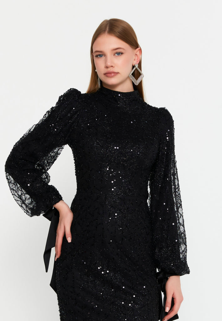 High-Neck Long-Sleeve Sequin Lace Evening Gown Slim-Fit Elegant Dress