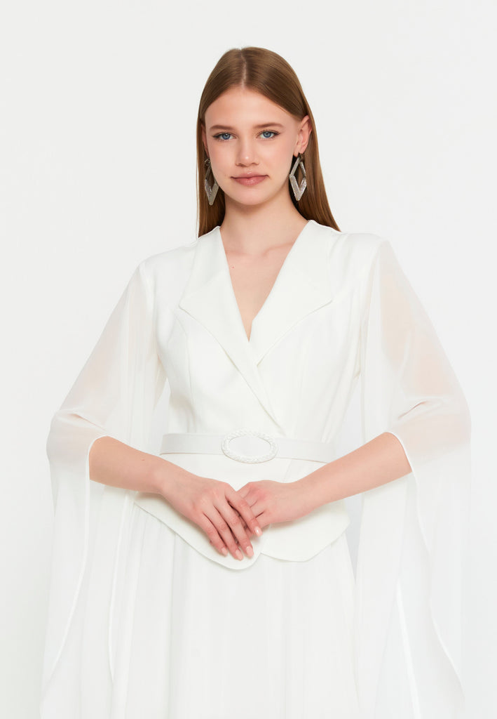 Elegant Blazer-Collar Maxi Dress with Waist-Cinching Design and Flowing Skirt