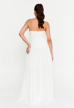 Load image into Gallery viewer, Strapless Sequin-Embellished Slim-Fit Gown with Floor-Length Hem