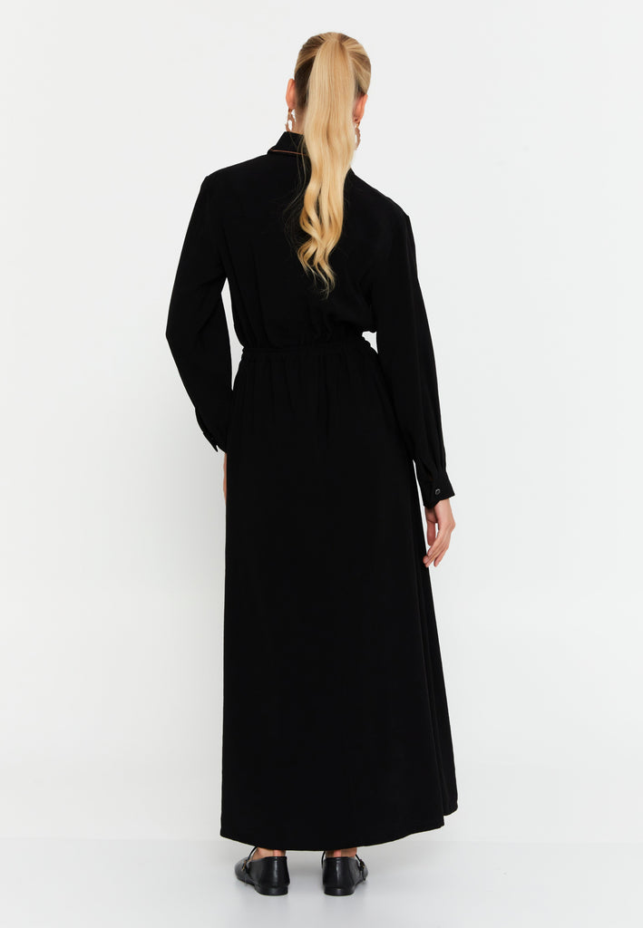 Collared Shirt-Style Maxi Dress with Belted Waist and Full Button-Down Design